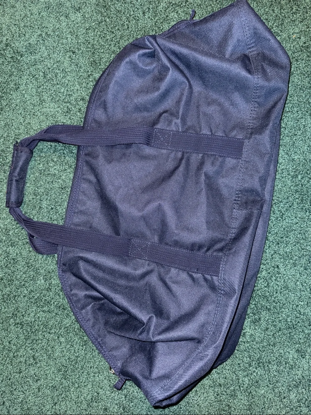 Nautica Navy Weekender Duffle/ Gym Bag  21”x10”x12”Yellow Center accent Stripe